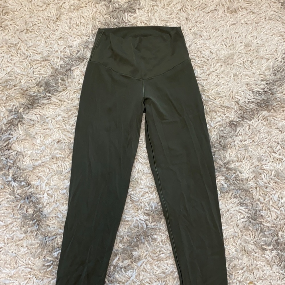 Green leggings